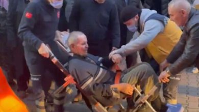 Esenler'deki yangında can pazarı! 5 kişi mahsur kaldı