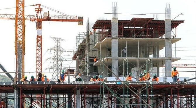 Hazır betoncuların fiyat farkı talebi inşaatçıları isyan ettirdi