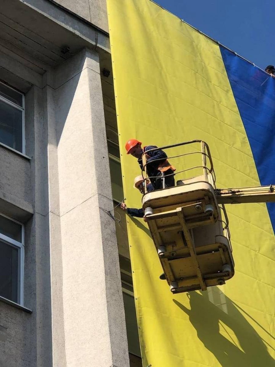 Herson da Ukrayna bayrağı yeniden asıldı #2