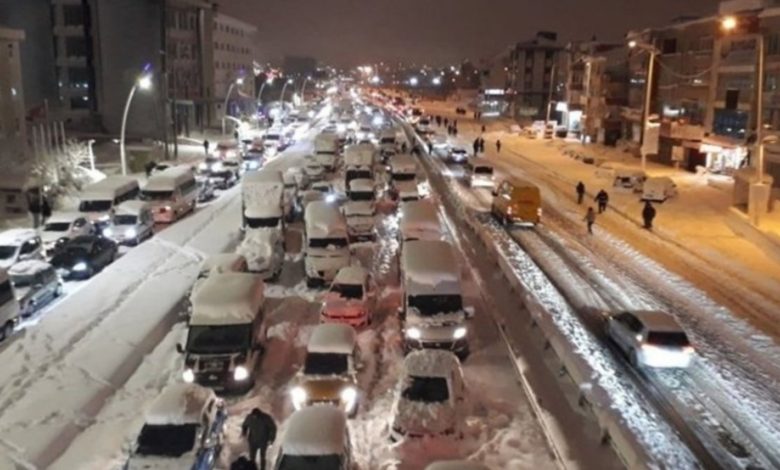 İstanbul'a kar yağışı uyarısı!