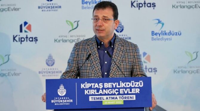İstanbul'da 6.5 yıldır engellenen kentsel dönüşüm başladı
