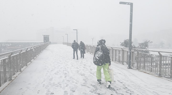 İstanbul'da kar kalınlığı 10-20 santimetre olacak