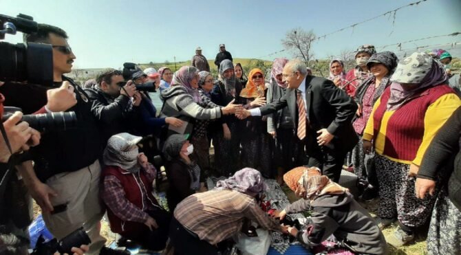 Manisa'da üzüm üreticileri Kılıçdaroğlu'na isyan etti!