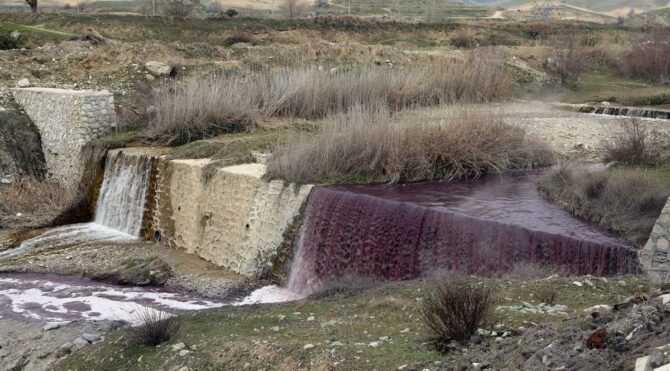 Menderes Nehri'nin kirletildiği nokta!