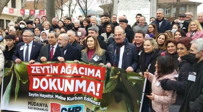 Mudanya'da maden yönetmeliği protesto edildi