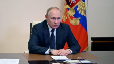 Putin: Ukrayna'da sadece profesyonel askerler savaşıyor