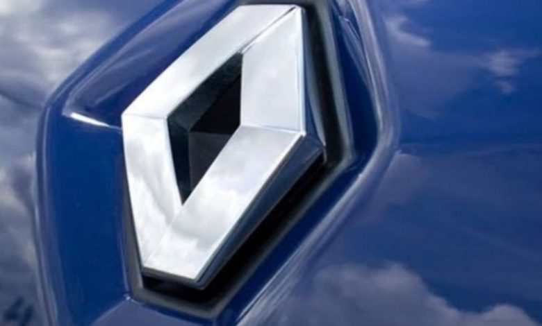 Renault, Rusya'daki faaliyetlerini askıya aldı