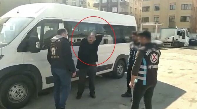 Tek kollu okul servisi sürücüsü polise yakalandı