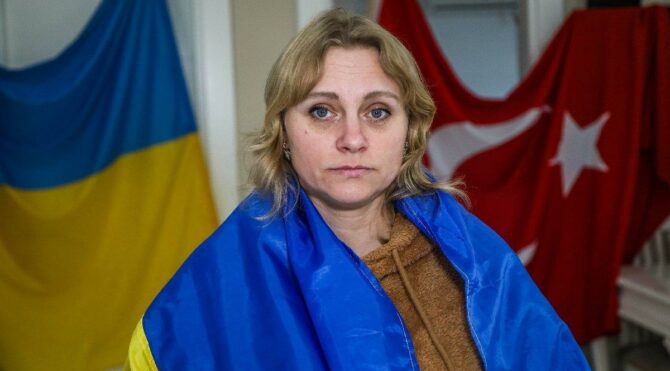 Ukraynalı çavuş Olena Malüm, savaşa gidiyor