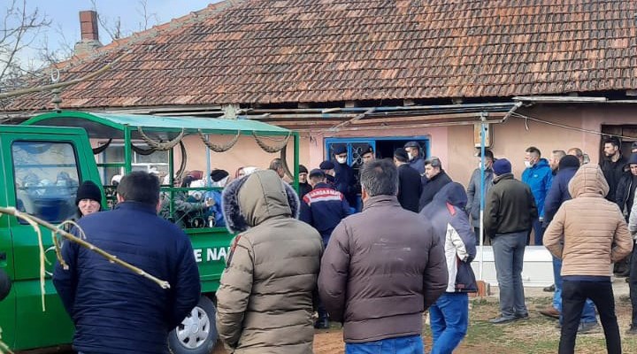 Uşak'ta iple asılarak yaşamlarına son veren çifti, ilk önce 13 yaşındaki kızları gördü