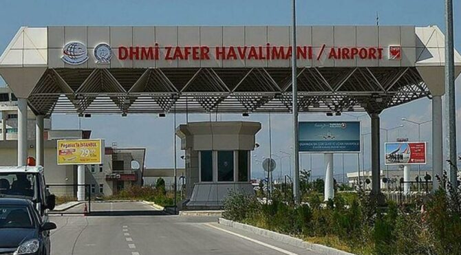 Zafer Havalimanı'nı kurtarma operasyonu