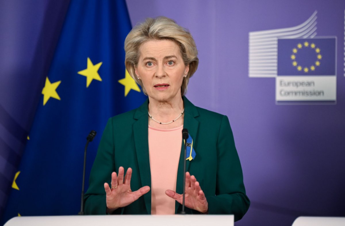 AB Komisyonu Başkanı Ursula Von der Leyen: Ukrayna Avrupa ailesine aittir #1