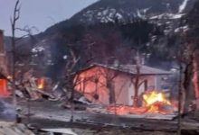 Artvin'de 6 ev yandı: 1 kişi hayatını kaybetti, 1 kişi kayıp