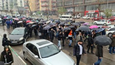 Bursa'da halktan yağmur altında eylem!