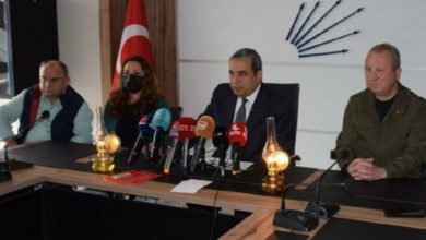 CHP Bursa İl Başkanlığı'nda gaz lambalı toplantı