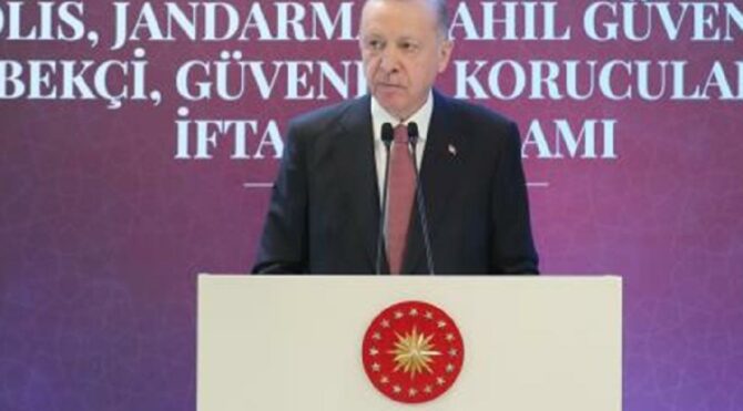Cumhurbaşkanı Erdoğan: Başlarını eziyoruz