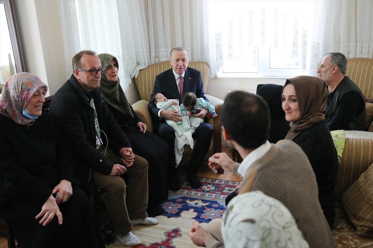 Cumhurbaşkanı Erdoğan dan teşkilat üyesine taziye ziyareti #3