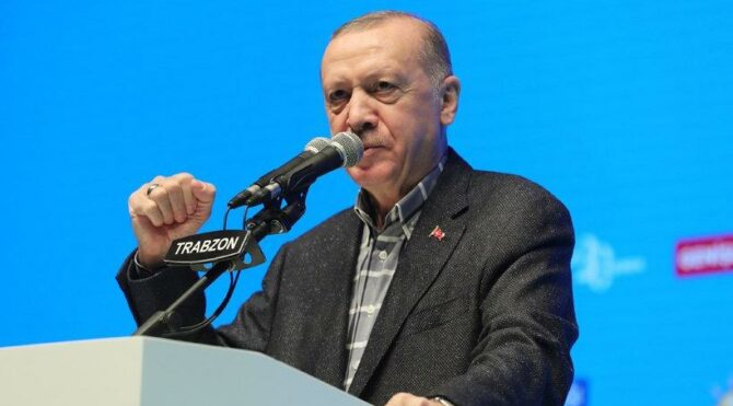 Cumhurbaşkanı Erdoğan, gençlere seslendi: İmkanınız olursa dünyayı gezin
