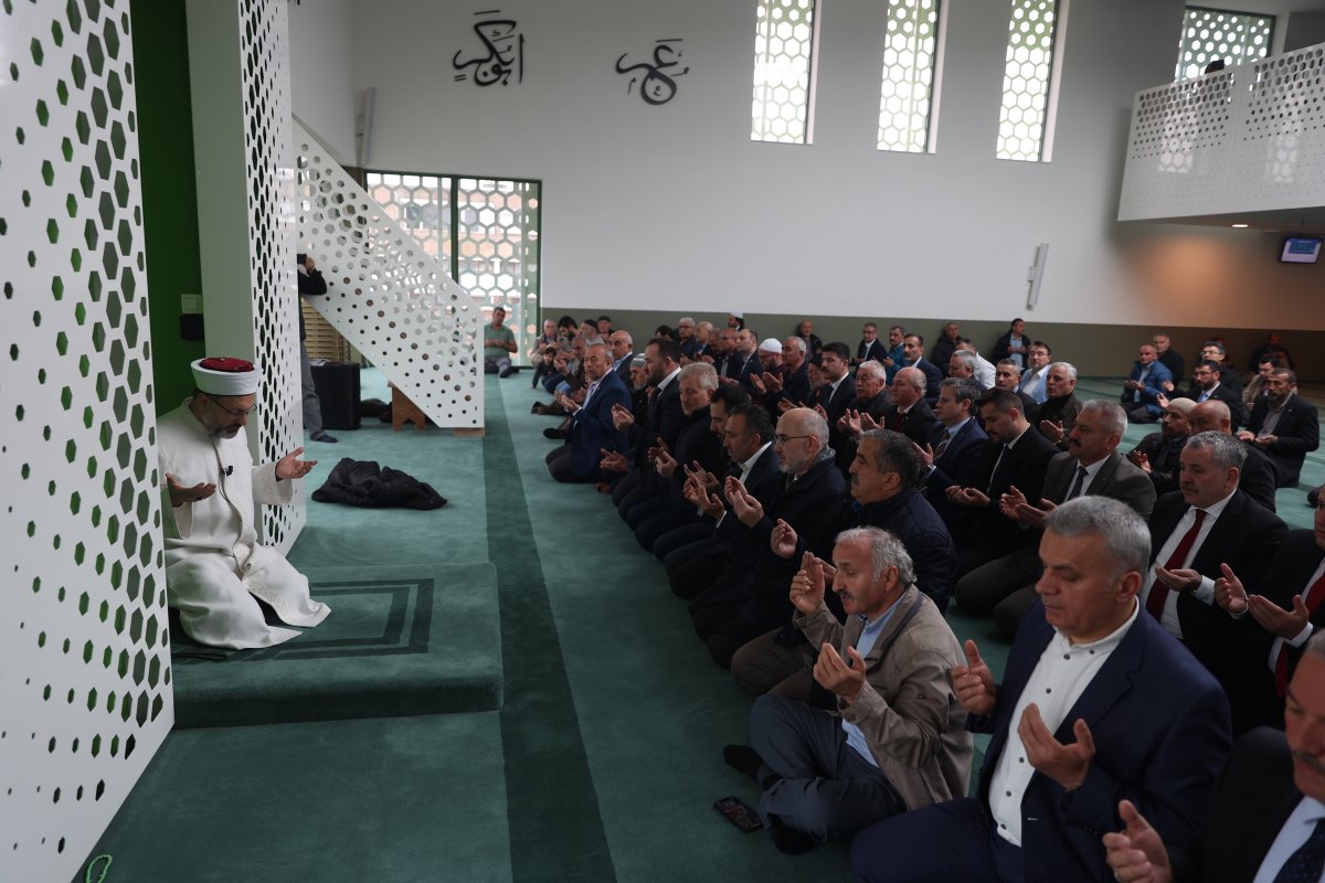 Diyanet İşleri Başkanı Ali Erbaş, Hollanda da cami açılışına katıldı #2