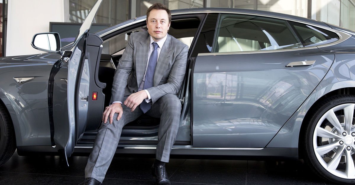 Elan Musk, 4 milyar dolarlık hisse sattı