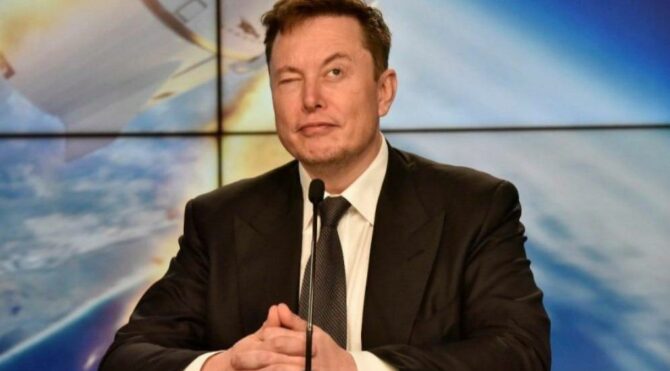Elon Musk'ın Twitter hamlesi Tesla'yı salladı