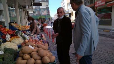 "En az 100 aile İzmir’deki üç büyük pazardan topladığı artıklar ile besleniyor"