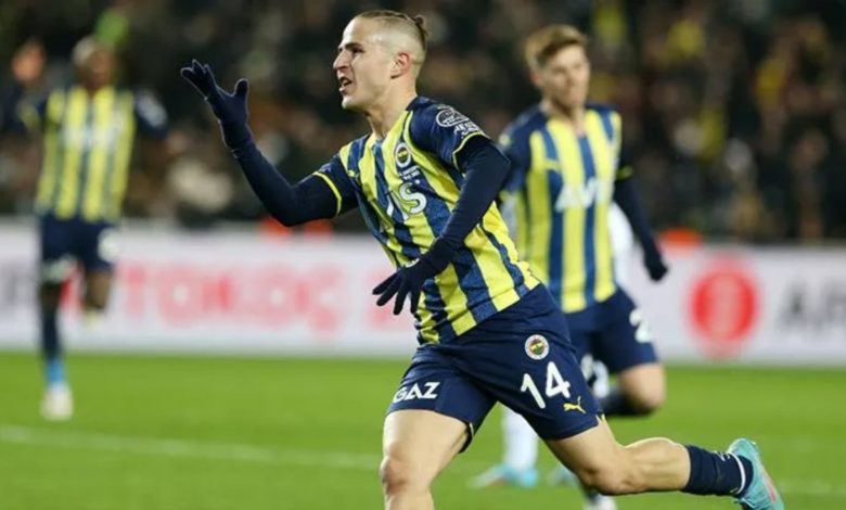 Fenerbahçe'de Pelkas ilk 11'e yakın