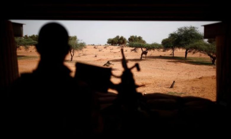 Fransız ordusu Mali'deki bir üssü daha terketti