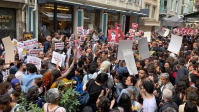 İstanbul'daki Gezi davası protestosuna polis saldırısı: 51 gözaltı