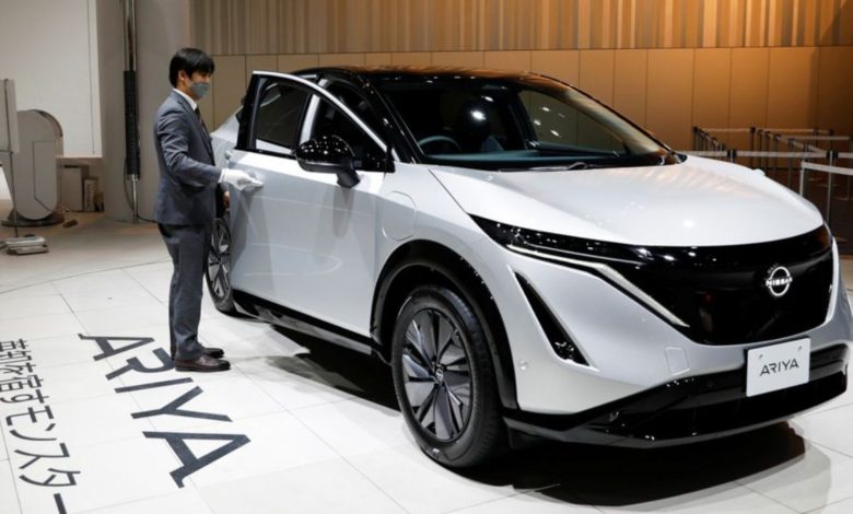 Nissan, elektrikli SUV Ariya satışlarını erteledi