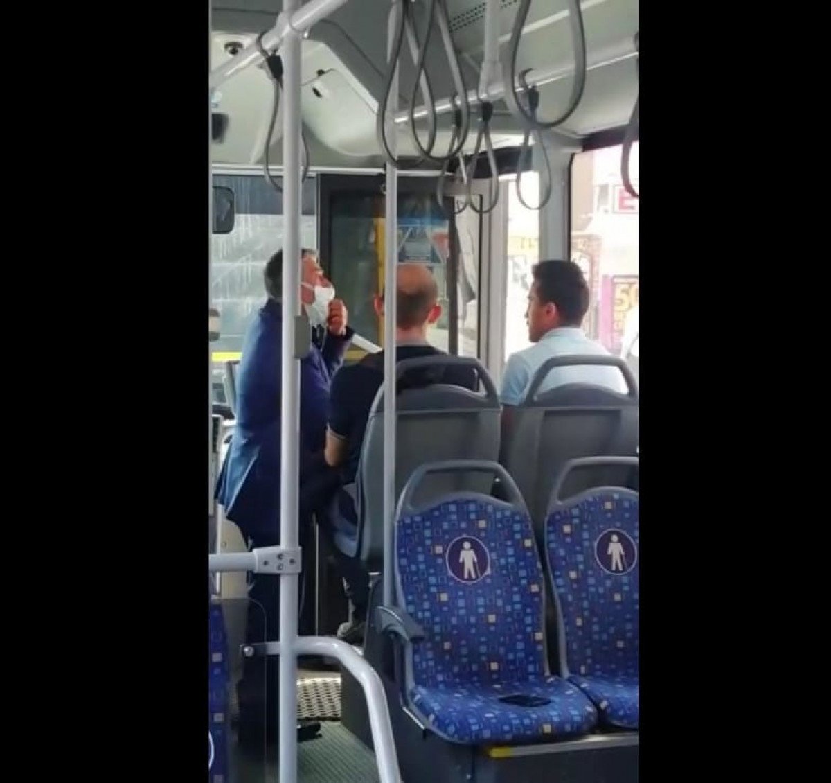 Sivas ta otobüste maske kavgası #1