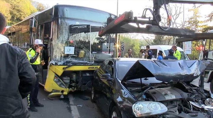 Sarıyer’de İETT otobüsü 15 araca çarparak durabildi