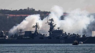 Ukrayna: Rus kruvazör gemisini vurduk