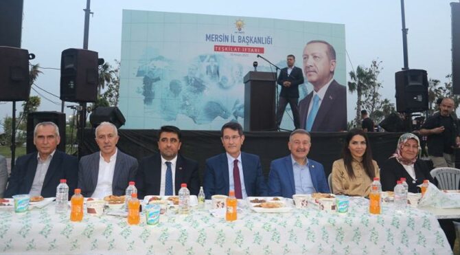 AKP'li Canikli: Barış içerisinde yaşamak çok büyük nimettir