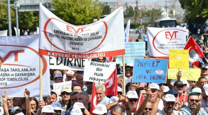 AKP'li Elitaş'tan EYT açıklaması