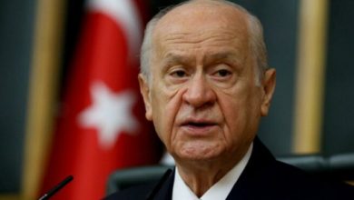 Bahçeli: Türkiye yol geçen hanı, sığınmacı kampı değildir