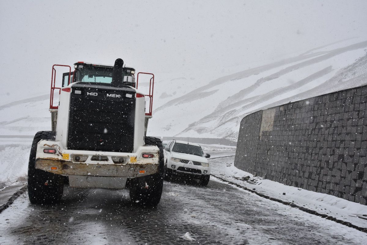 Bitlis te karla mücadele devam ediyor #2