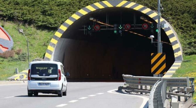 Bolu Dağı Tüneli'nin İstanbul yönü trafiğe kapatılacak
