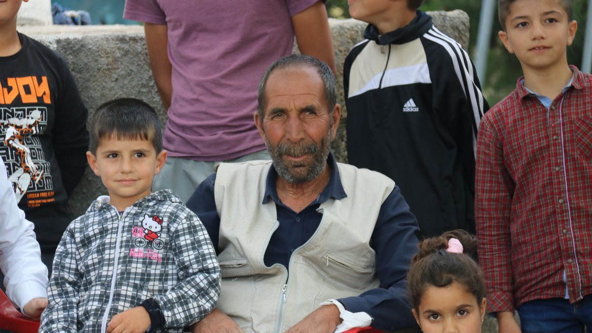 Diyarbakır'da şaşırtan olay: 65 yaşındaki adamın doğduğundan beri kimliği yok