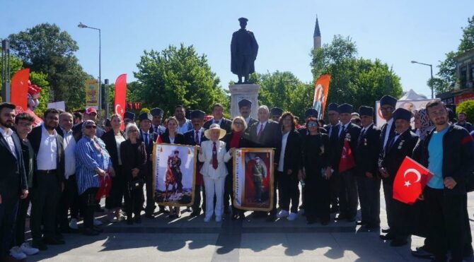 Edirne'de 19 Mayıs coşkuyla kutlandı