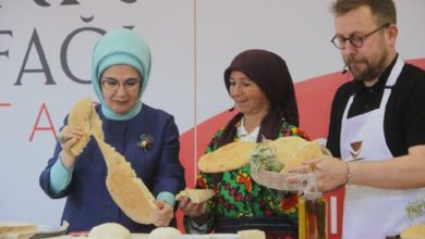 Emine Erdoğan mutfağa girip Balıkesir'in yöresel yemeklerini tanıttı