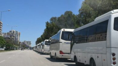 Gençler, otobüslerle Adana’ya taşındı