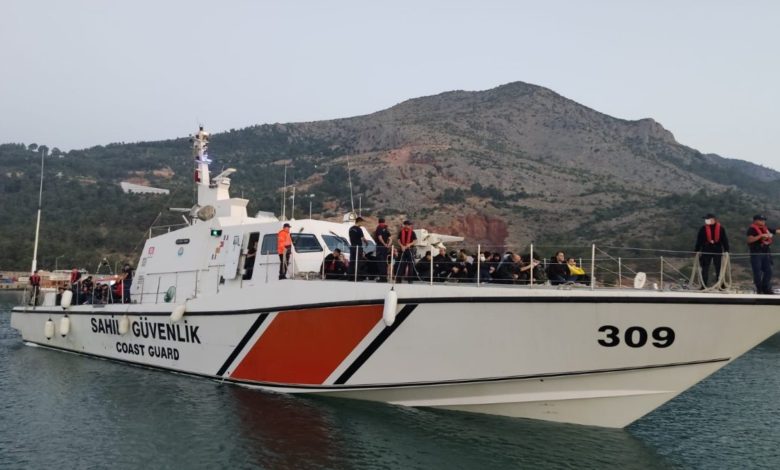 Mersin'de 223 düzensiz göçmen yakalandı