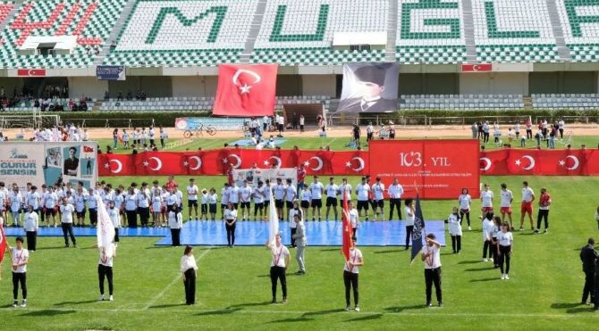 Muğla'da coşkulu 19 Mayıs kutlaması