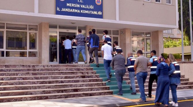 PKK finansörlerine 6 adreste operasyon: 10 gözaltı