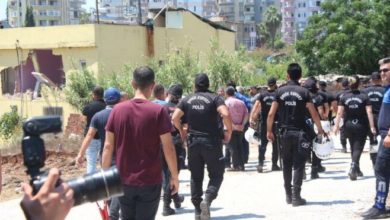 Adana'da gecekondu yıkımında gerginlik