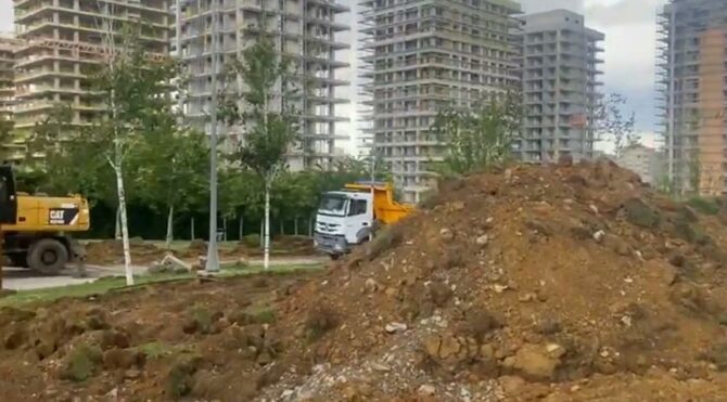 AKP'li belediyenin yıkım çalışmasına yürütmeyi durdurma kararı