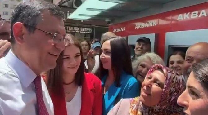 AKP'li kadın CHP'li Özel'den helallik istedi