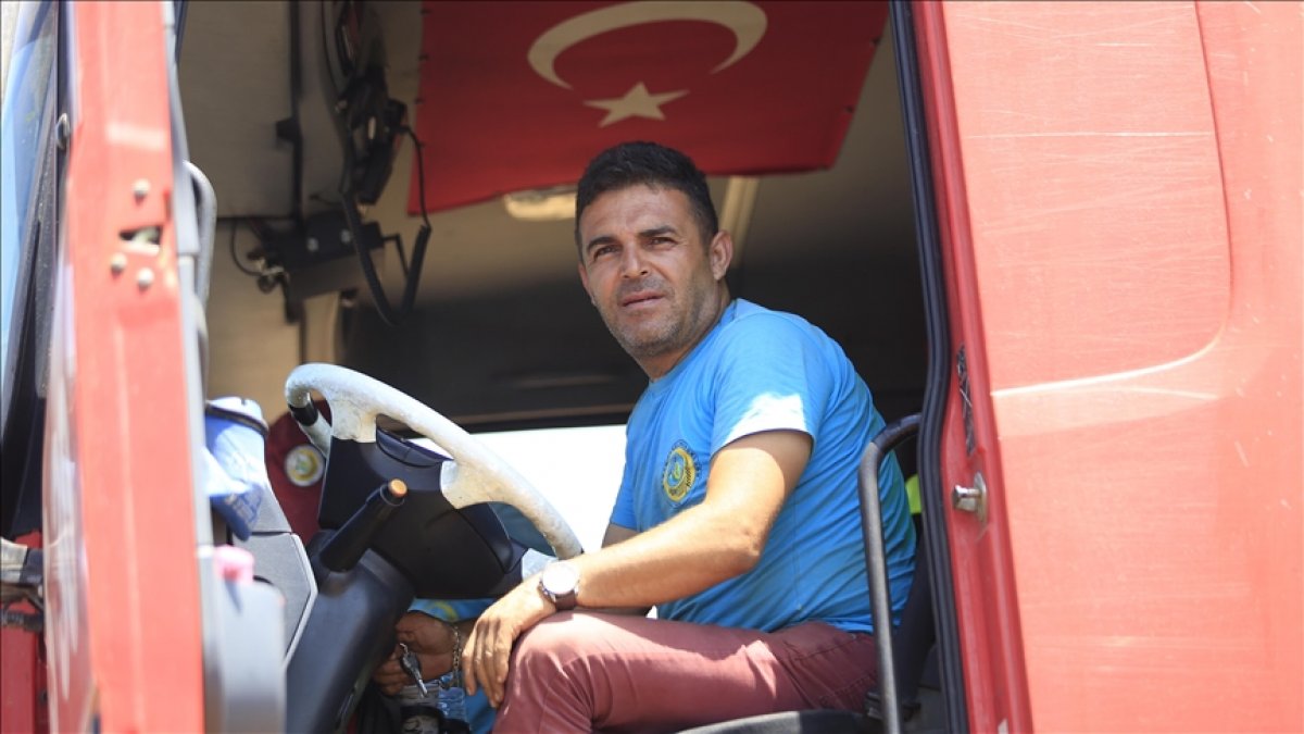 Antalya da telsiz anonsuyla duygulandıran orman işçisi, Marmaris te de görevde #1