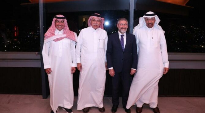 Bakanı Nebati, Arabistan yetkilileriyle görüştü